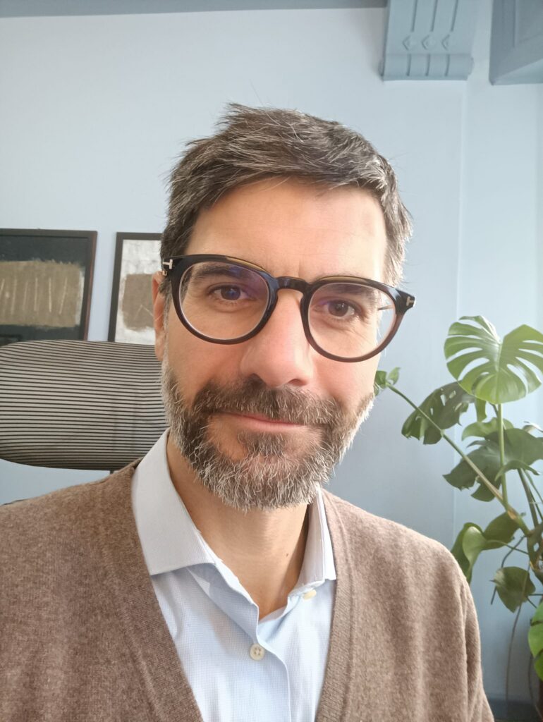 14 - Simon Finocchietti